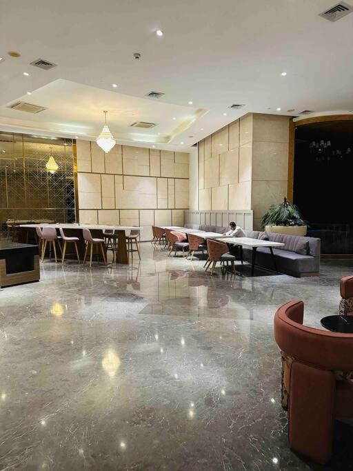 Cloud Stay@41St Floor Noida Eksteriør billede